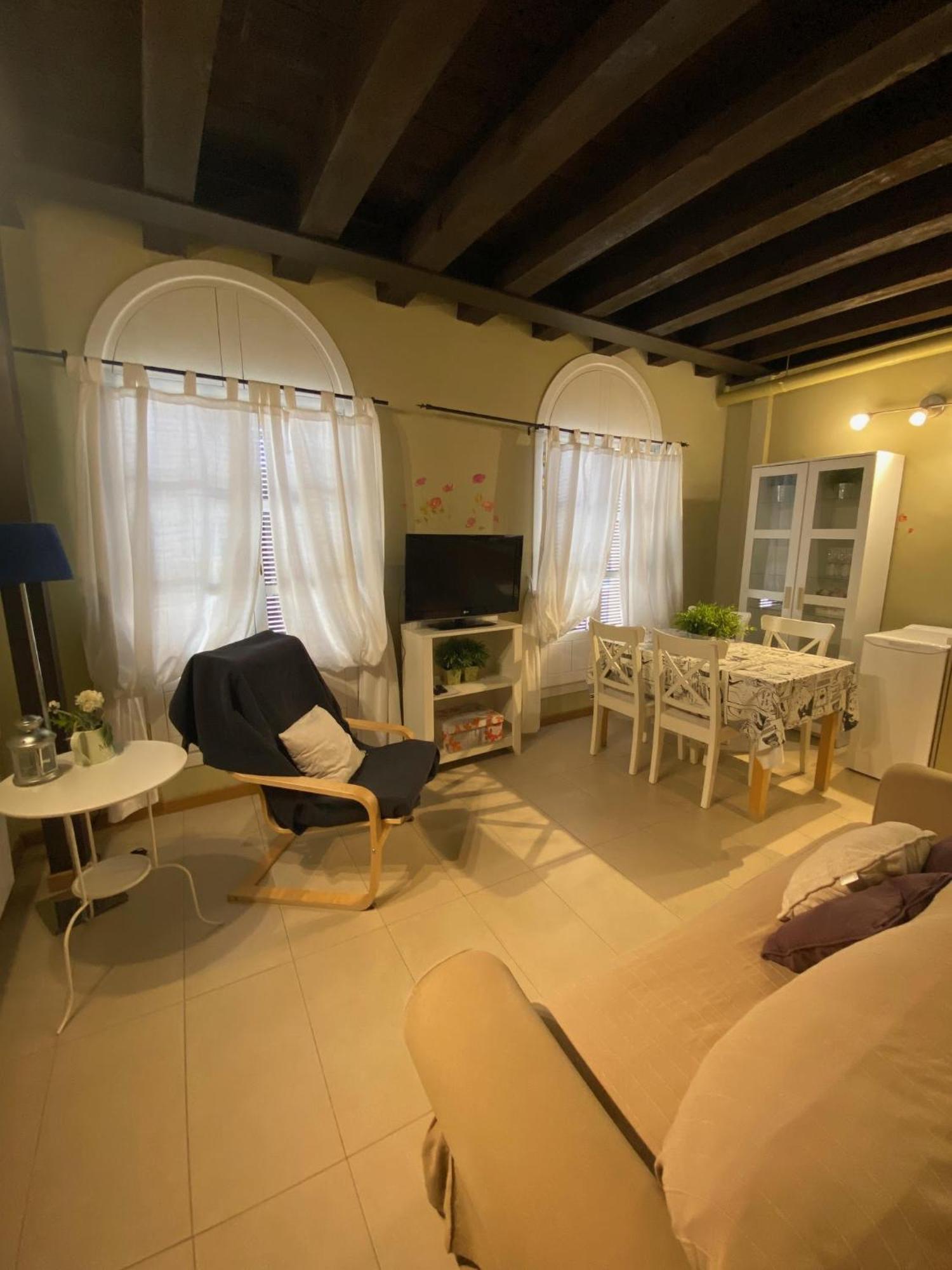 Refitoleria Apartamentos Segowia Zewnętrze zdjęcie